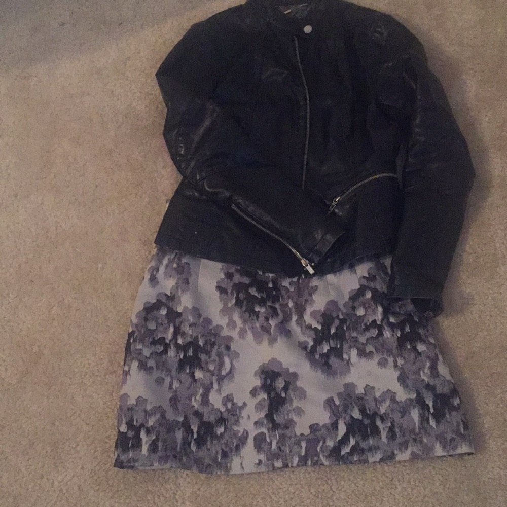 Floral mini skirt